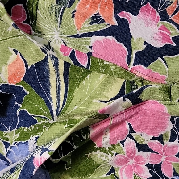 🌸2 for $29, must buy 2! EUC Caribbean Joe island print top.  Size 1X. - Picture 4 of 4